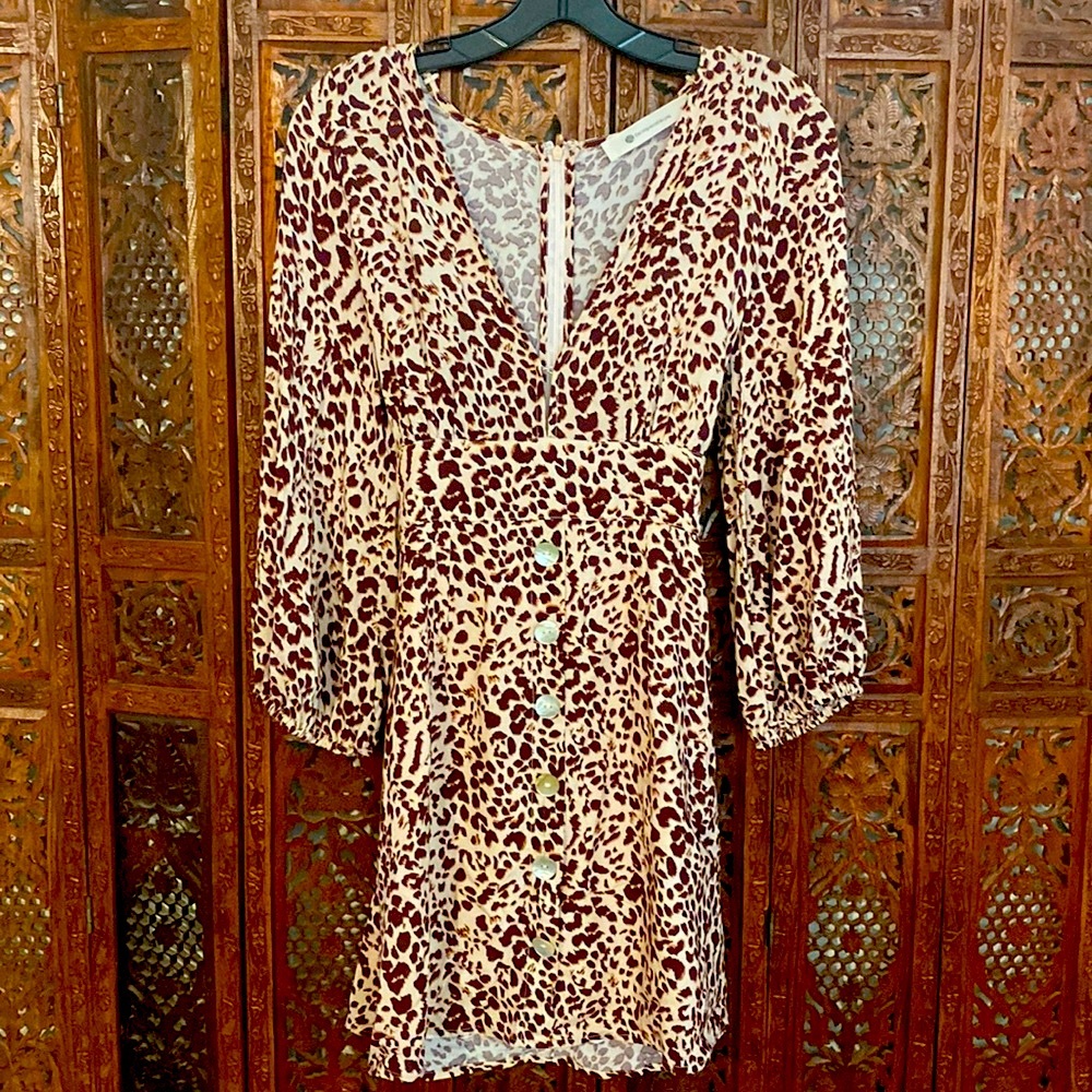 Neutral Leopard Print Tie Back Mini Dress 🐆